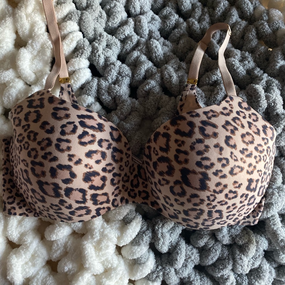 Incredible by Victoria’s Secret bra, NWOT